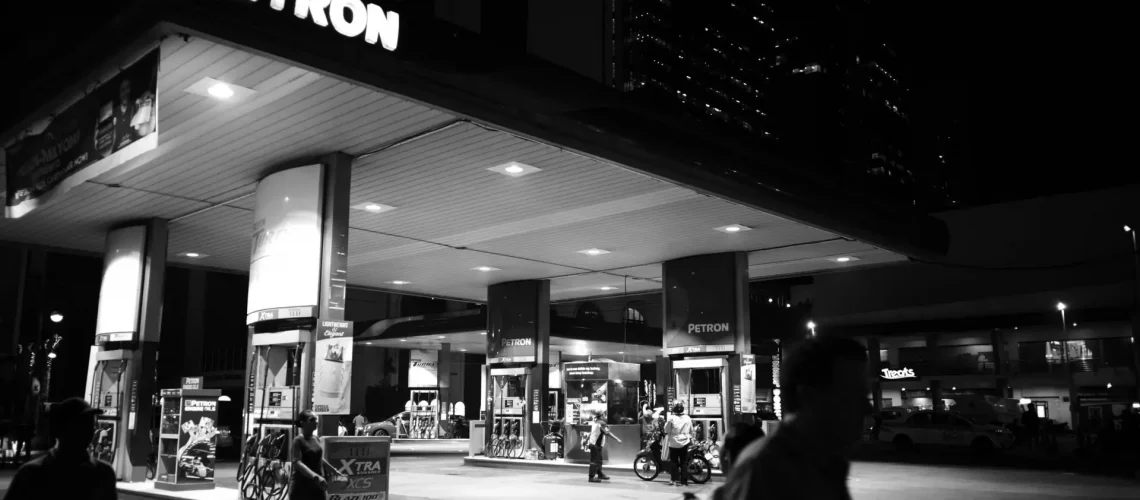 Petron oil station in the background not used in the final commercial product