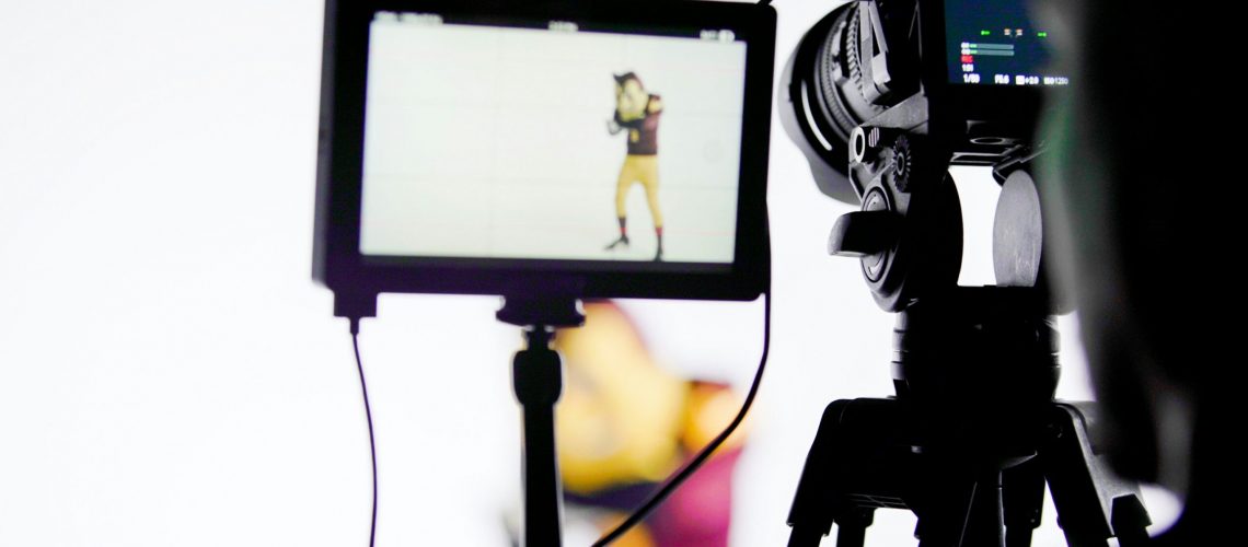 Clear monitor gear for video production