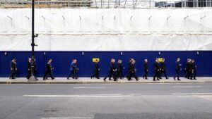 Corporate employees walking towards the corporate event